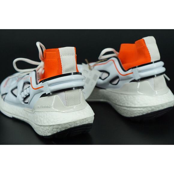 Stella McCartney Adidas Ultra Boost 22 Low Top Sneaker SZ 39.5 / 7.5 New orange Stella McCartney Adidas Ultra Boost 22 Low Top Sneaker SZ  main image 4